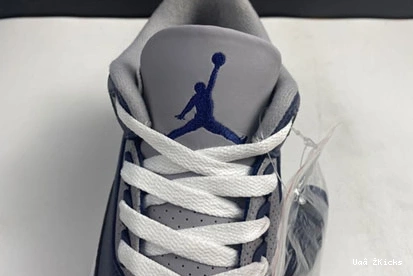 3 “Midnight 402 Jordan Air Navy” Vibrant CT8532-401 0705